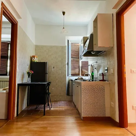 Appartement H135 à Rome Extérieur photo